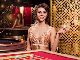 Layar mobile kerbau28 menampilkan Baccarat Relax Gaming dengan opsi streaming adaptif dan saldo real-time